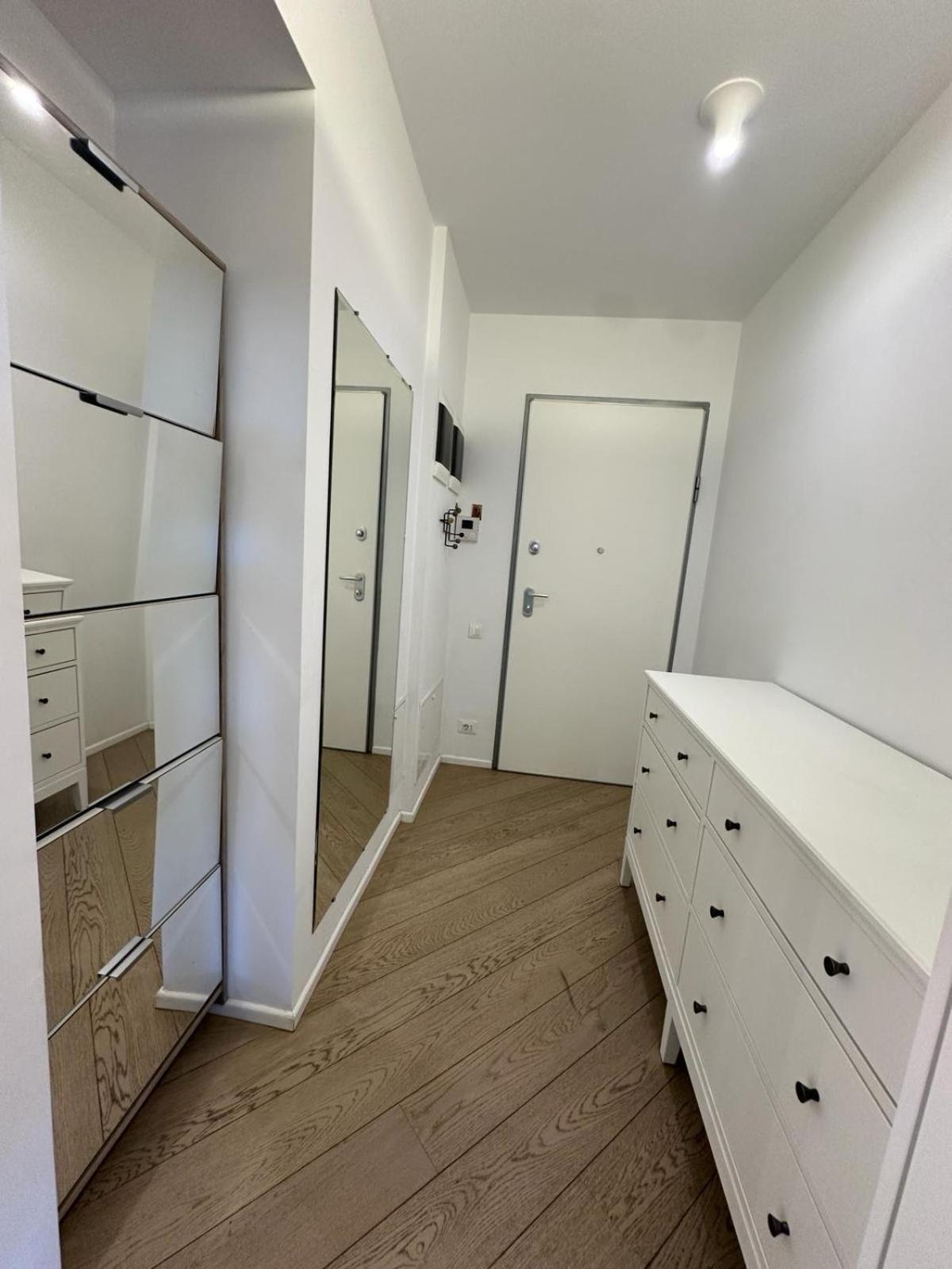 Apartament De Lux بوخارست المظهر الخارجي الصورة